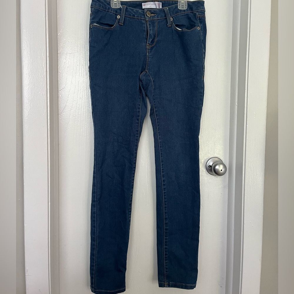 No Boundaries Skinny Jeans